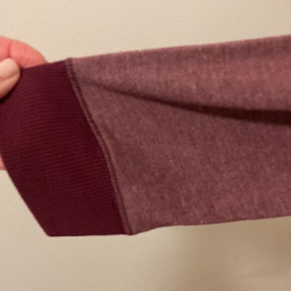 Arizona Jean Co NWT Women’s Long Sleeve Top in Dark Ruby. Size XL. - Picture 5 of 10